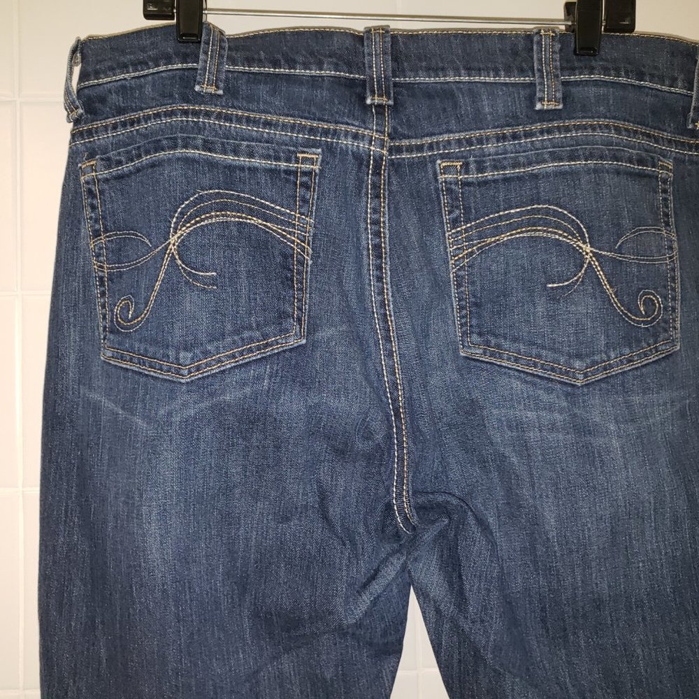 Cabelas 16 Regular Stretch Straight Leg Denim Jeans Dark Wash Blue 16R - Picture 5 of 9